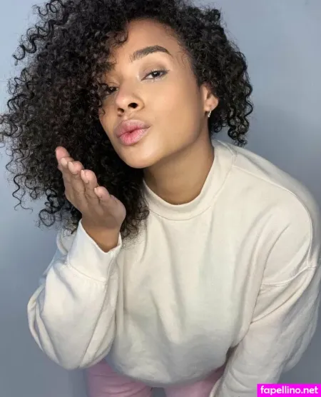 Kysi Maykelin OnlyFans Thumbnail #oSOFcNfrii