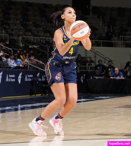 Kysre Gondrezick OnlyFans Thumbnail #cYoTQwlDi1