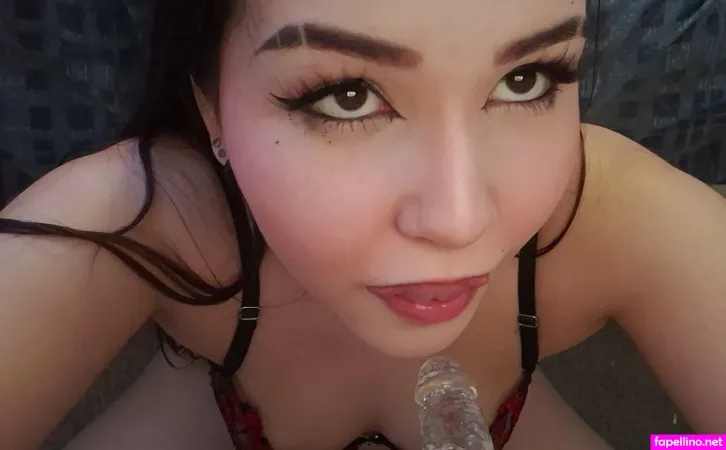 L Oshe L OnlyFans Thumbnail #4fxD8qbrjW