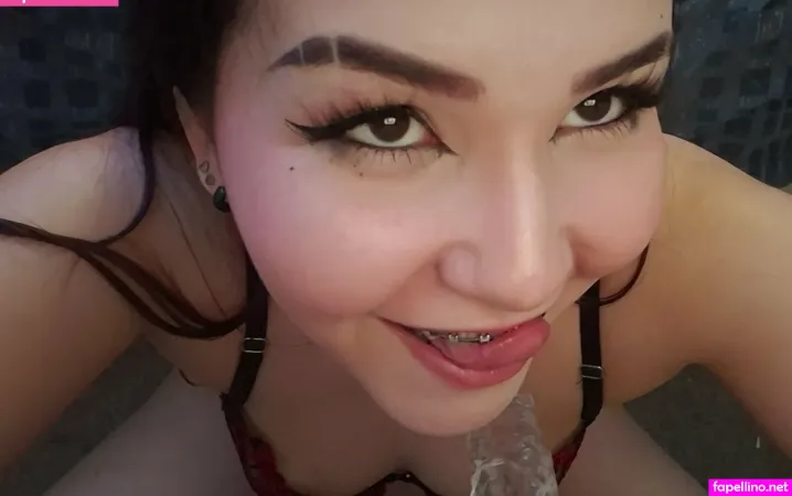 L Oshe L OnlyFans Thumbnail #wcRJLD3L1r