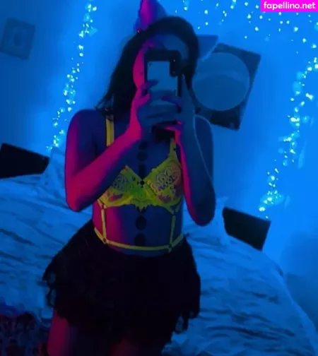 L Un Aa OnlyFans Thumbnail #M0v9WMxyyt