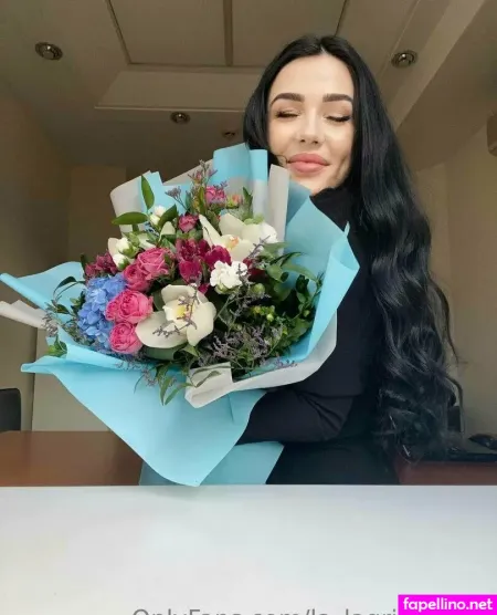 La Alegriafree OnlyFans Thumbnail #TqrOyZCRRR