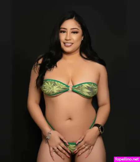 La Bambisalvadorena713 OnlyFans Thumbnail #esxf3z3zSg