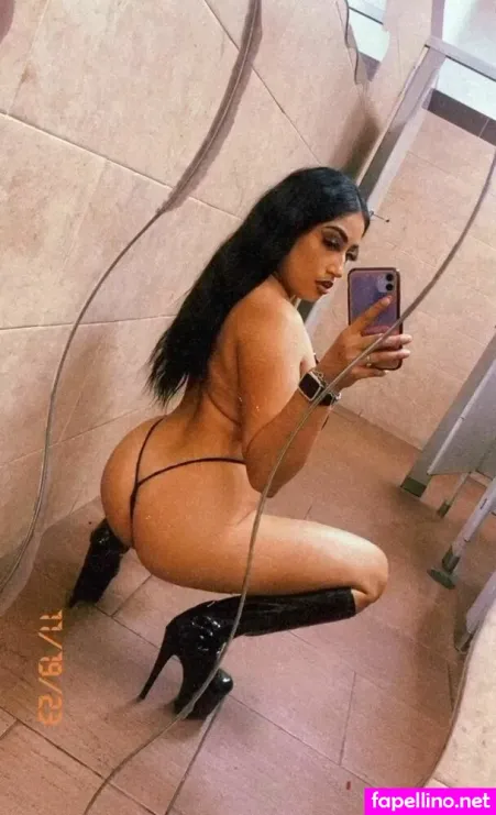 La Bambisalvadorena713 OnlyFans Thumbnail #kiBq3wFmDC