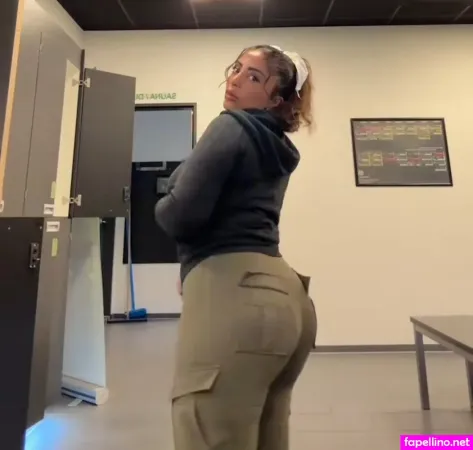 La Bonbo OnlyFans Thumbnail #x8afVEc247