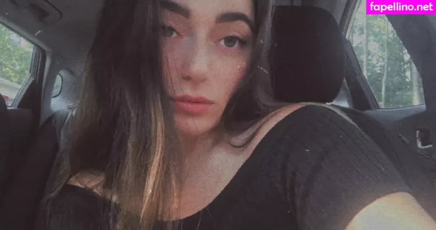 La Bunny OnlyFans Thumbnail #kvXTFPWlLh