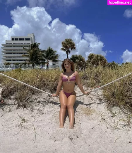 La Cubanita OnlyFans Thumbnail #agE4RSeLt5