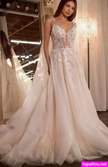 La Divine OnlyFans Thumbnail #h9h4fLfwG5