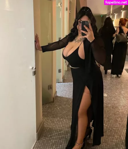 La Gatitacurvy Main Profile Photo