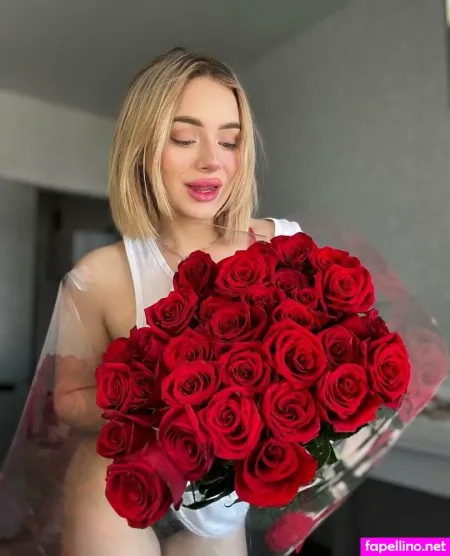 La La Landay OnlyFans Thumbnail #3RCu4KVWyJ