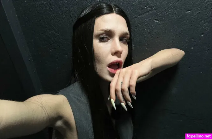 La Lunaa OnlyFans Thumbnail #56BIKBzPCe