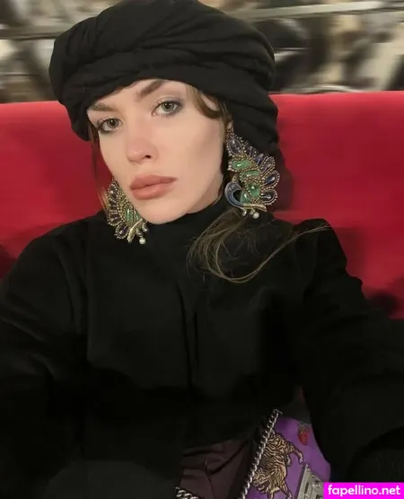 La Lunaa OnlyFans Thumbnail #R24XvaXR4S