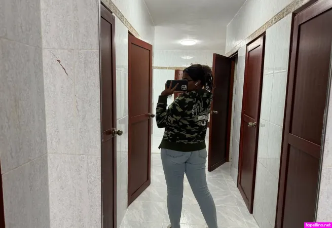 La Negra Dom OnlyFans Thumbnail #tuvjMsC8V8