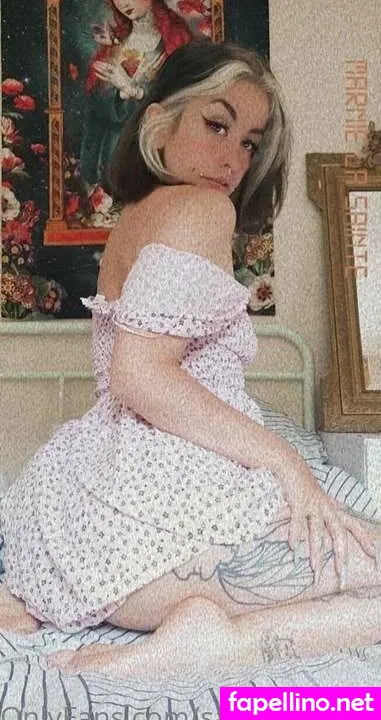 https:, marniexsainte, sainte_marnie Nude Leaked OnlyFans Photo #num2t5pUNC