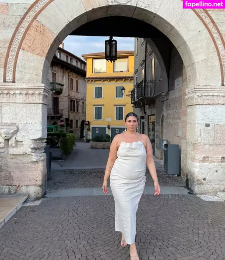 La Tecia Thomas OnlyFans Thumbnail #AjaoUAg0kd