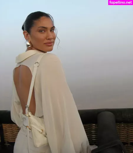 La Tecia Thomas OnlyFans Thumbnail #azjEtp16pE