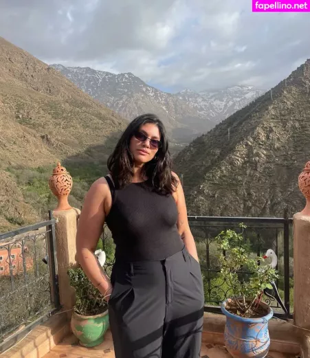 La Tecia Thomas OnlyFans Thumbnail #oCRGEpbn63