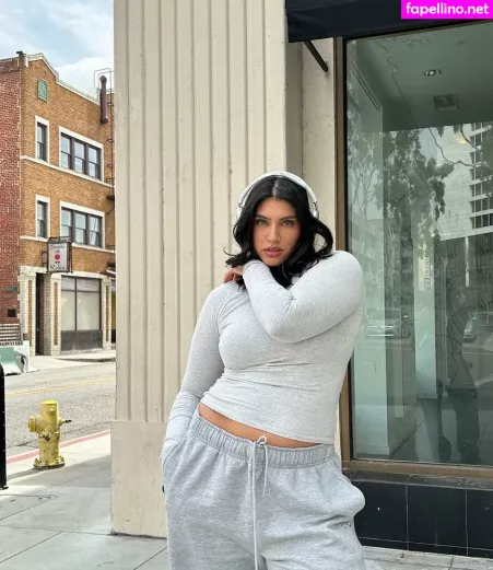 La Tecia Thomas OnlyFans Thumbnail #svbOYzTP8v