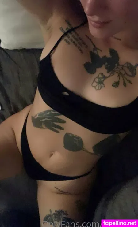 La Toska OnlyFans Thumbnail #HdpYpsV8ue