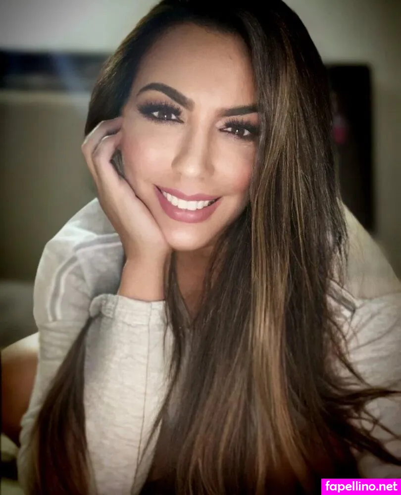 La Vecina Nude Leaked OnlyFans Photo #SC7r4UX9Nn