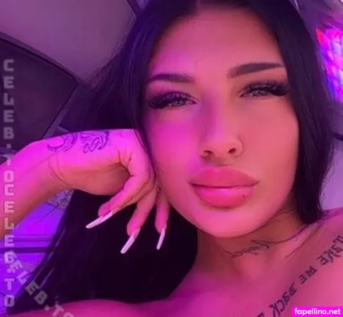 Laa Vanessa OnlyFans Thumbnail #1aW3t5izXC