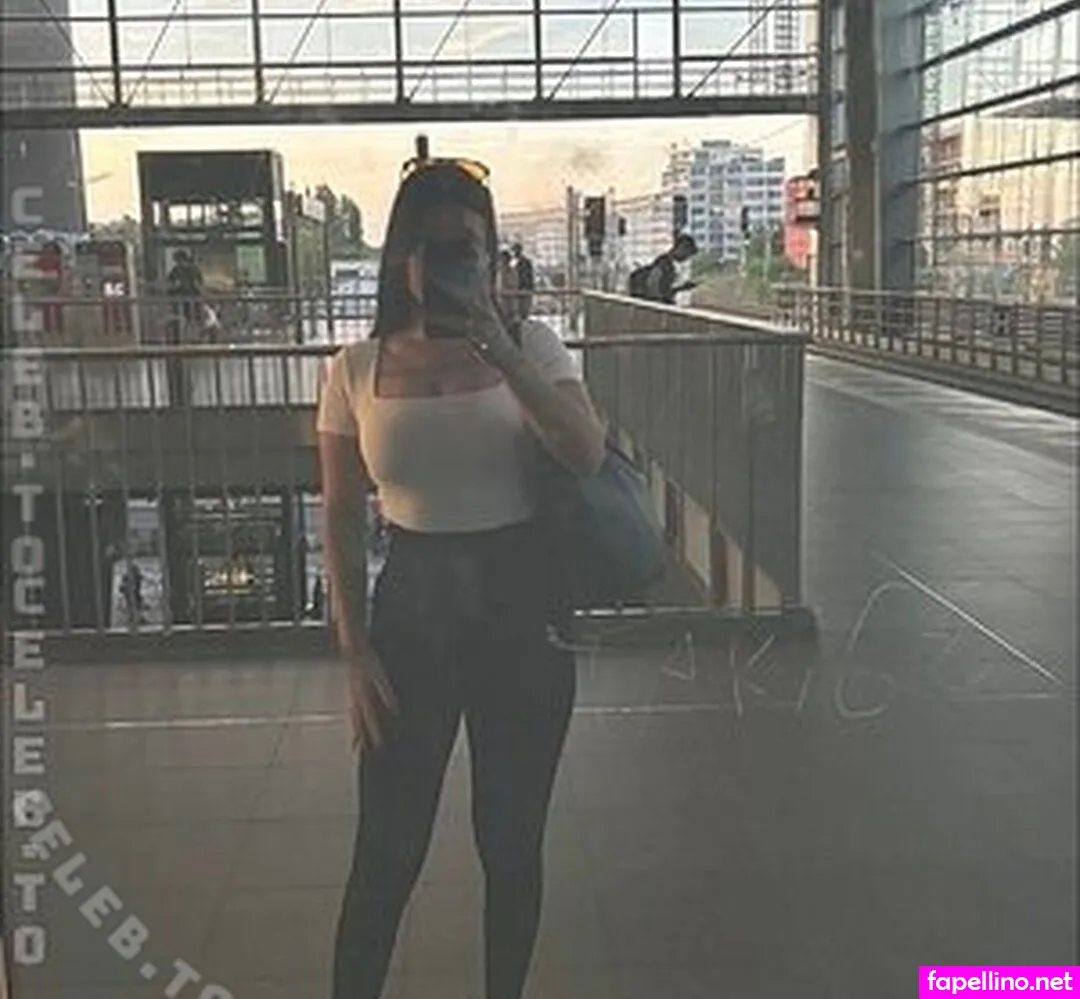 _laa.vanessa_ Nude Leaked OnlyFans Photo #SXu8Cm5cgi
