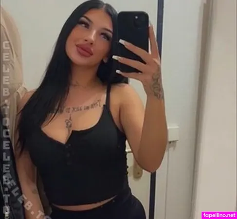 Laa Vanessa OnlyFans Thumbnail #epaY4ziPZz