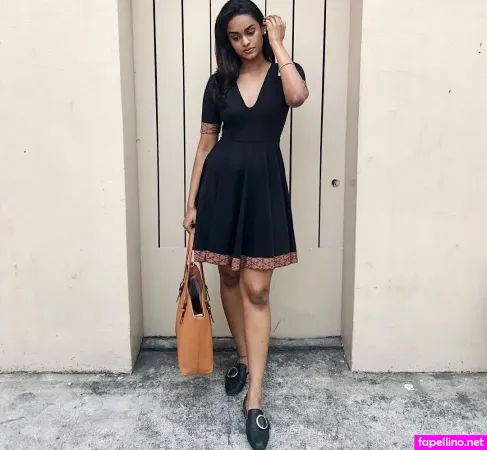 Laanya Ezraa Asogan OnlyFans Thumbnail #lfO48R8E41