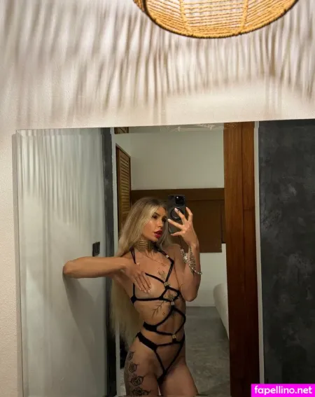 Labell Lo OnlyFans Thumbnail #7vwd0LM4ax