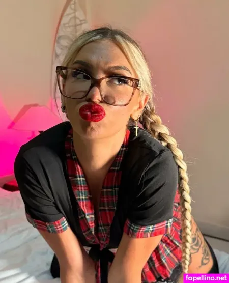 Labell Lo OnlyFans Thumbnail #J7gGLxSo7Q