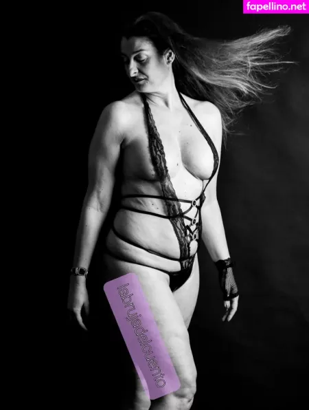 Labrujadelcuento OnlyFans Thumbnail #4oESmCuS8m