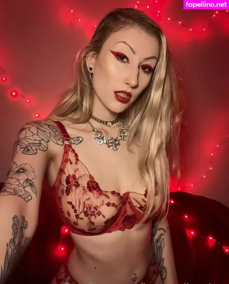 Laceandleashes OnlyFans Thumbnail #JqRYccL5RM