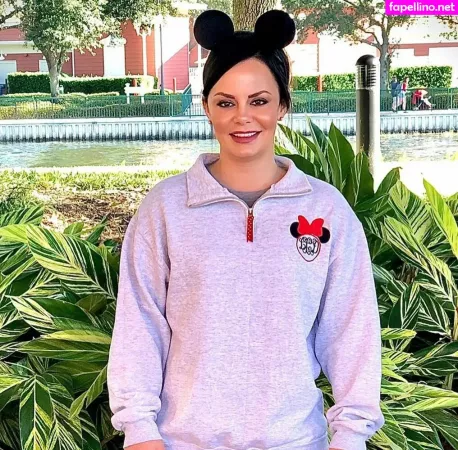 Lacey Chester OnlyFans Thumbnail #Msc5PJRbej