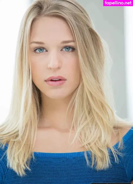 Lacey Johnson OnlyFans Thumbnail #9esorHbrXa