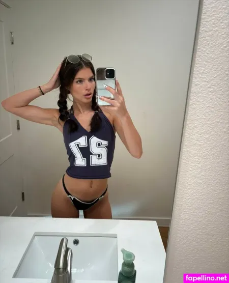 Lacey Solberg OnlyFans Thumbnail #DPoXIzdxuy