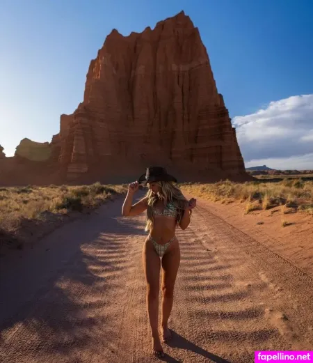 Lacey Spalding OnlyFans Thumbnail #8lcllRzi1j