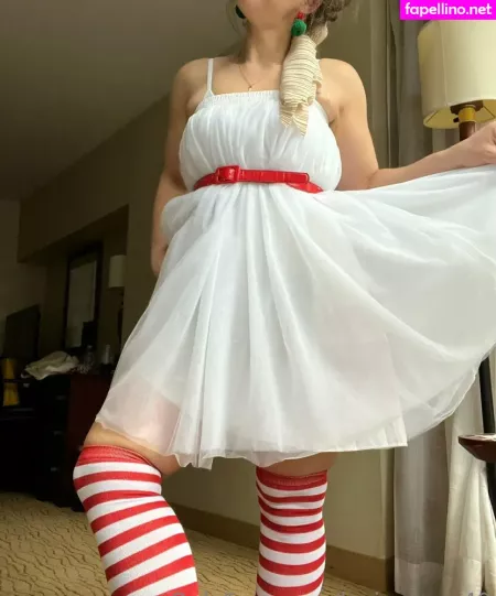 Laciegreen49 OnlyFans Thumbnail #3JFdUU7bJx