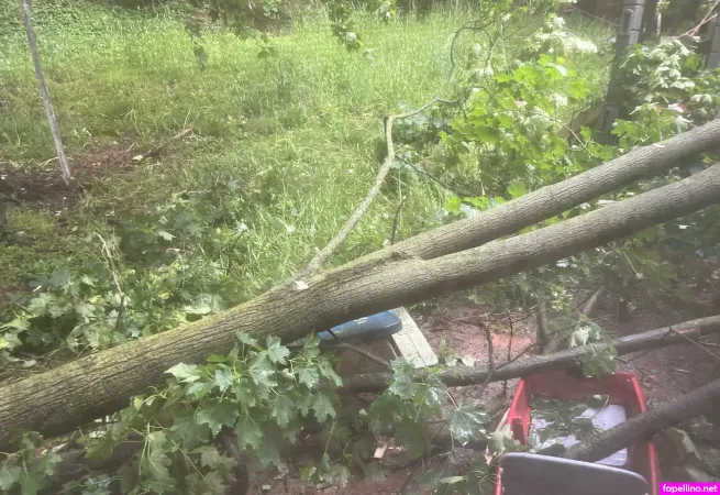 Laciethewife OnlyFans Thumbnail #ekePRRUU3C