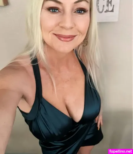 Lactatingmilfbritney OnlyFans Thumbnail #V5ekFmGqrk