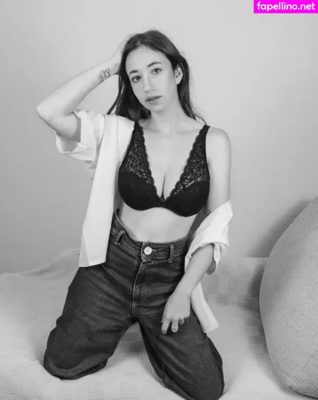 Lada Amores OnlyFans Thumbnail #D8ZIctQyGg