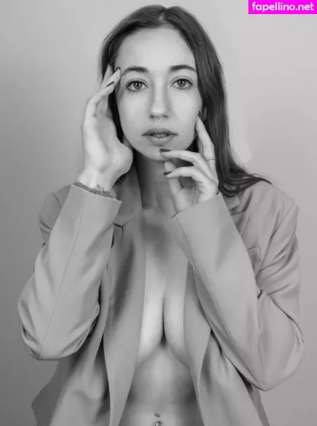 Lada Amores OnlyFans Thumbnail #EDx5WCbU5E