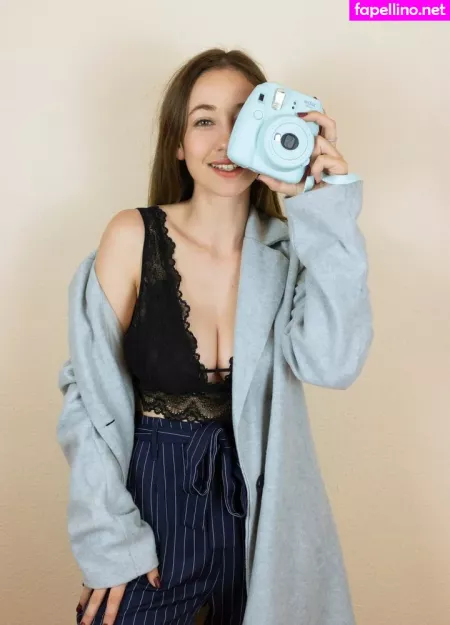 Lada Amores OnlyFans Thumbnail #MgdLXC6RWR