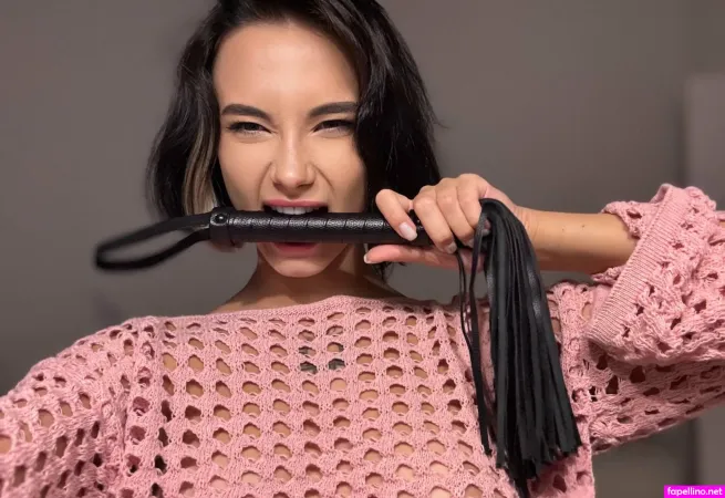 Ladakinkykittyvip OnlyFans Thumbnail #kELnEZLAu9