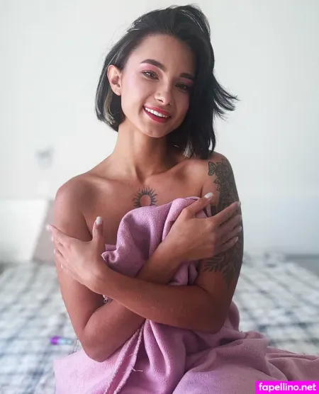 Ladakinkykittyvip OnlyFans Thumbnail #tiLhmMLmwF