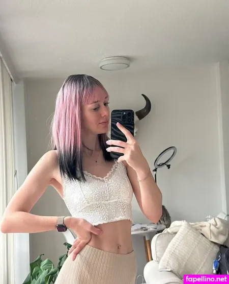 Lady Angel A OnlyFans Thumbnail #h255F7Fztu