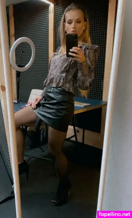 Lady Annabelle 1 OnlyFans Thumbnail #9GVVke6A8o