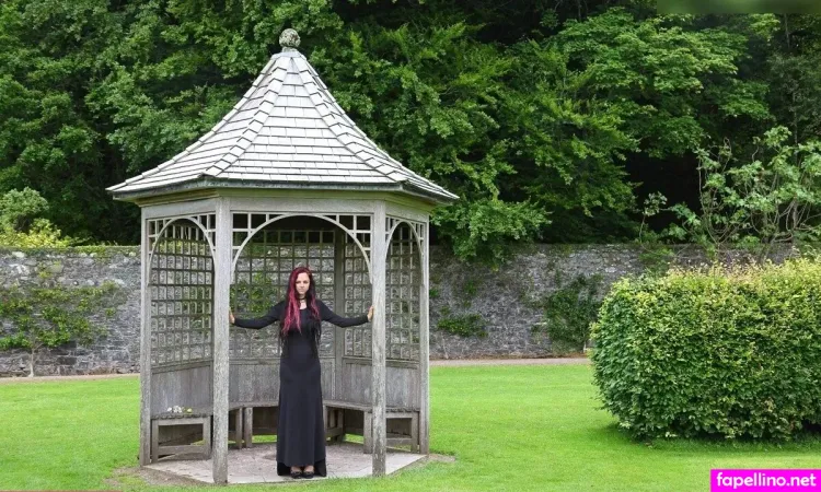 Lady Butterfly OnlyFans Thumbnail #ckcyP8WKBE