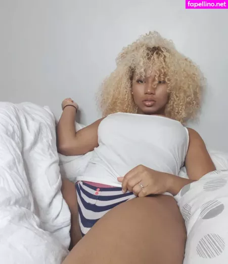 Lady Dadoune OnlyFans Thumbnail #pHGoVcLuzk