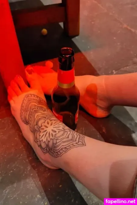 Lady Feet Tattoo OnlyFans Thumbnail #h2JwNKQG2x