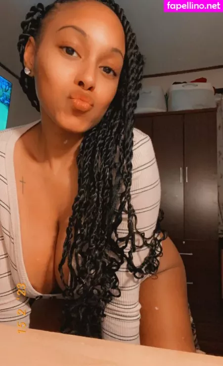 Lady J OnlyFans Thumbnail #zXnho6FUmf